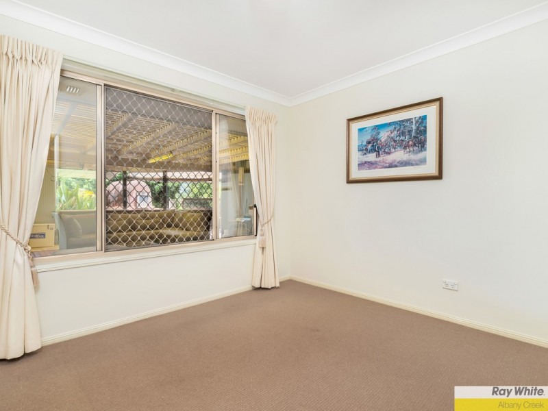 25 Oakmont Crescent, Albany Creek QLD 4035