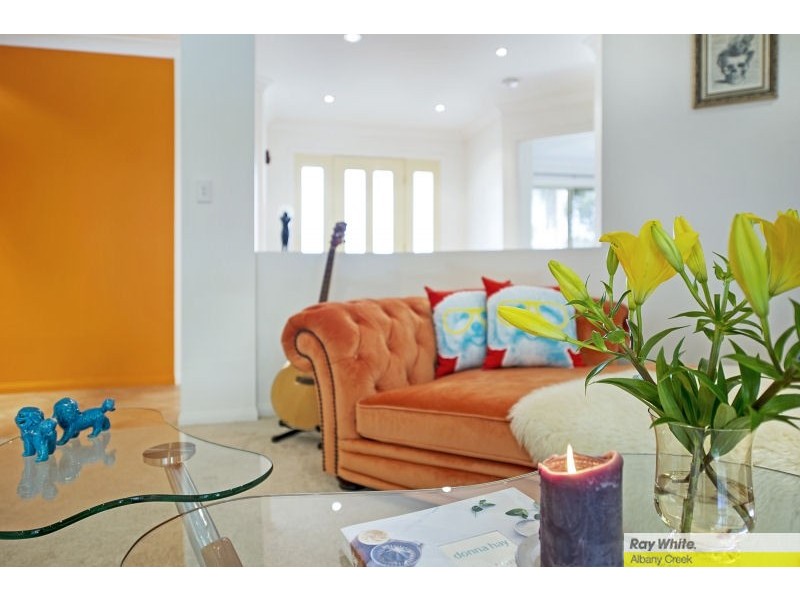 5 Granada Drive, Eatons Hill QLD 4037