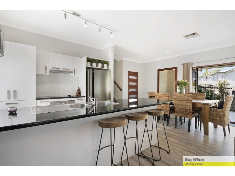 18 Melia Court, Eatons Hill QLD 4037