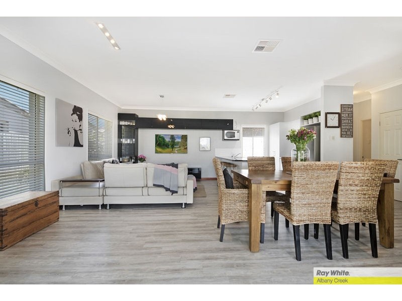 18 Melia Court, Eatons Hill QLD 4037