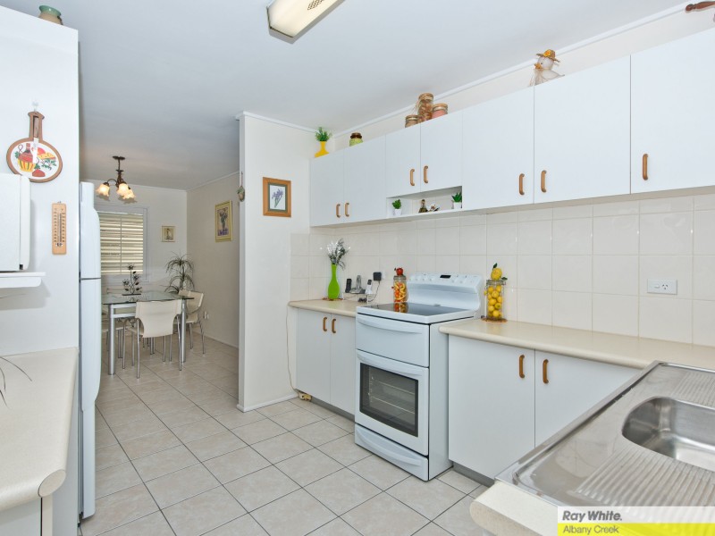 25 Mirbelia Street, Everton Hills QLD 4053