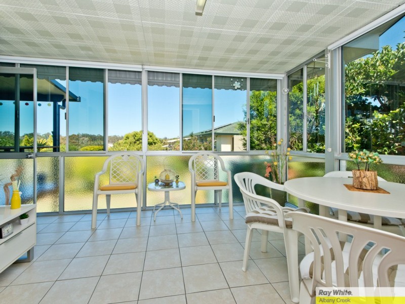 25 Mirbelia Street, Everton Hills QLD 4053