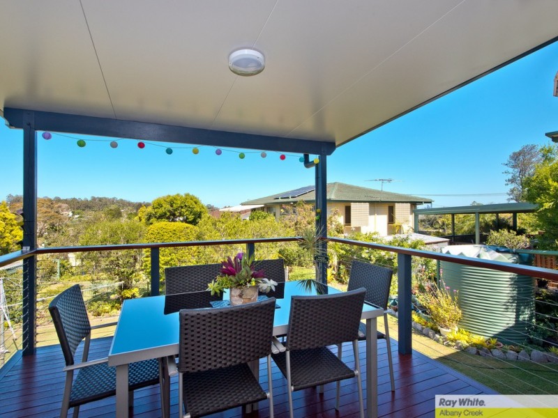 25 Mirbelia Street, Everton Hills QLD 4053