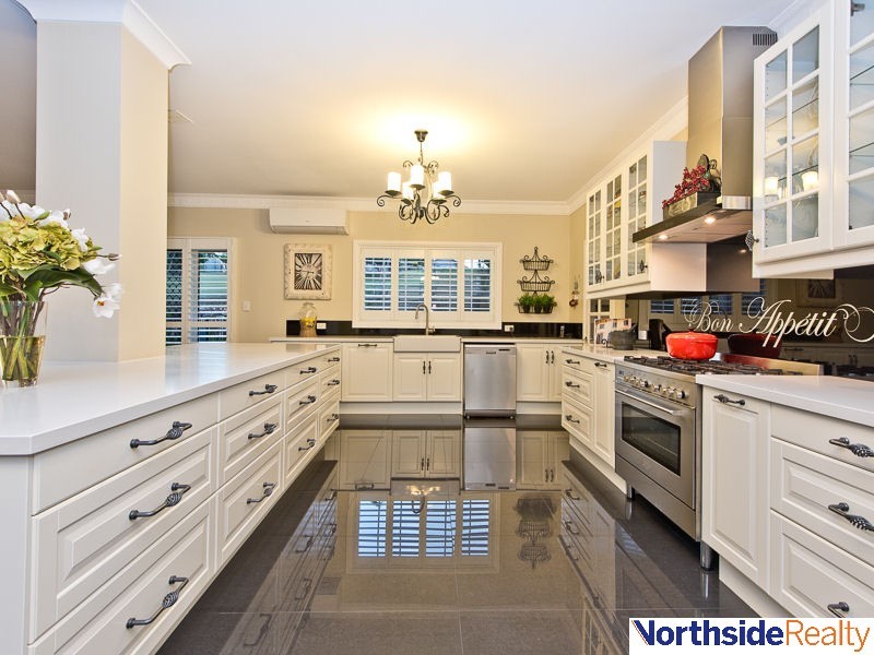 18 Showgrounds Drive, Highvale QLD 4520