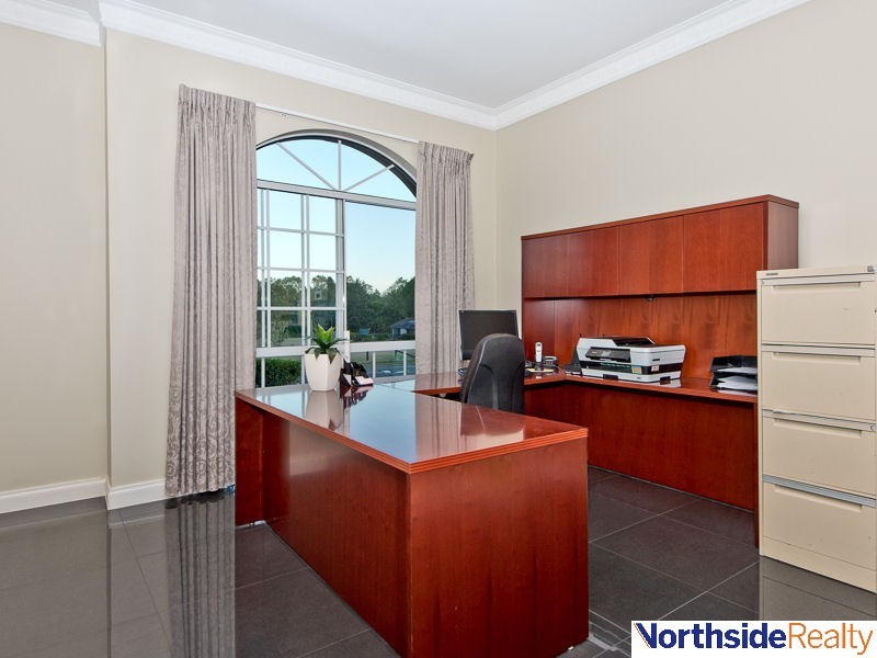 18 Showgrounds Drive, Highvale QLD 4520