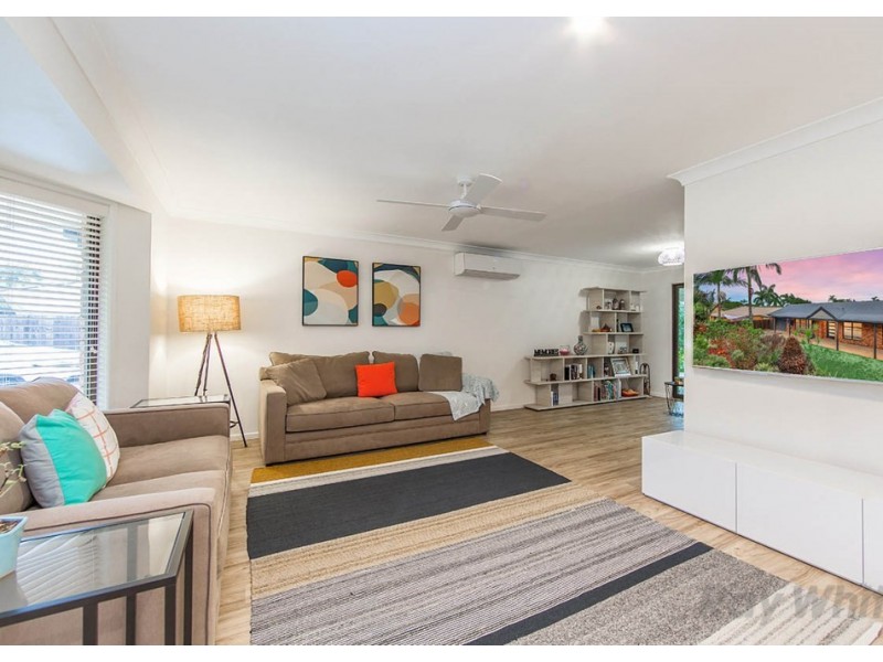 7 Langley Place, Albany Creek QLD 4035