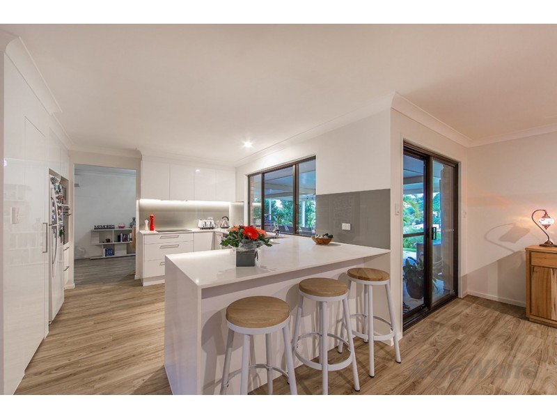 7 Langley Place, Albany Creek QLD 4035
