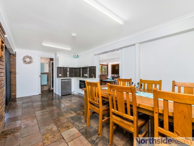 3 Barwing Court, Albany Creek QLD 4035