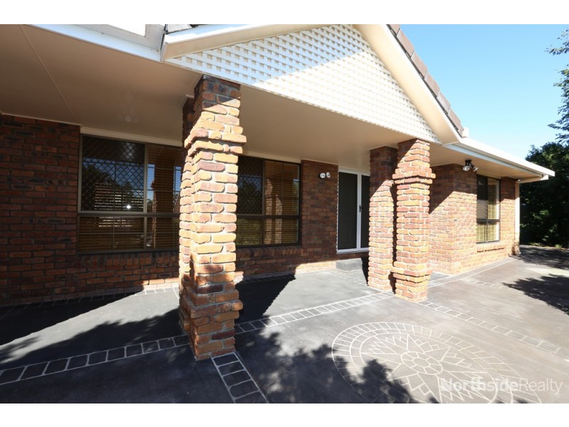 2 Troy Court, Eatons Hill QLD 4037