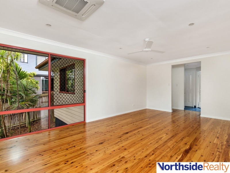 6 Memoire ct, Eatons Hill QLD 4037