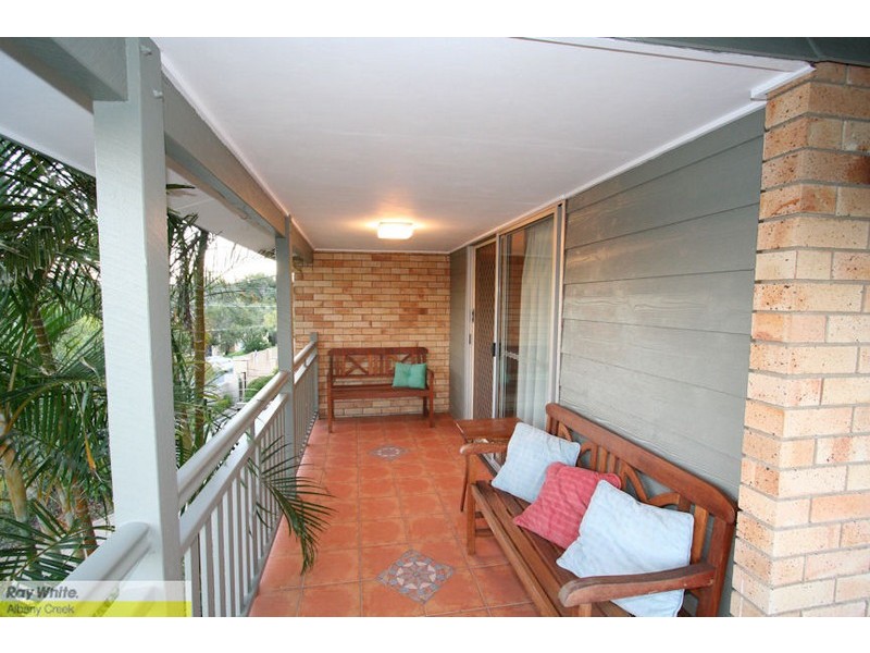 44 Kylie Ave, Ferny Hills QLD 4055