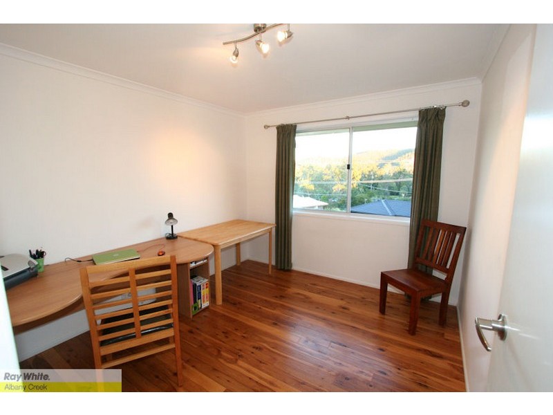 44 Kylie Ave, Ferny Hills QLD 4055