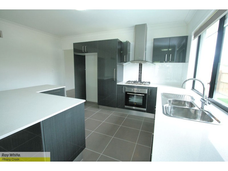 20 MacDonald Place, Carseldine QLD 4034