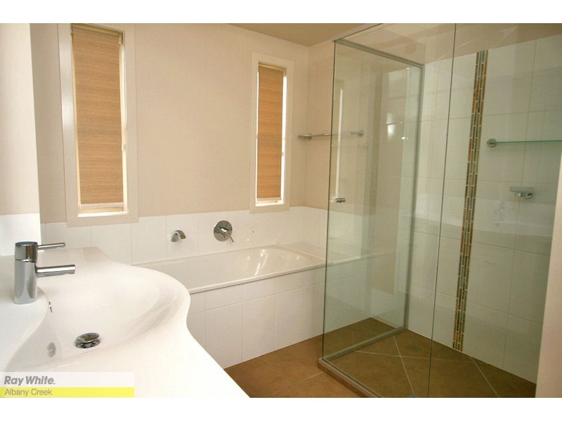 34 Sunstone Cct, Mango Hill QLD 4509