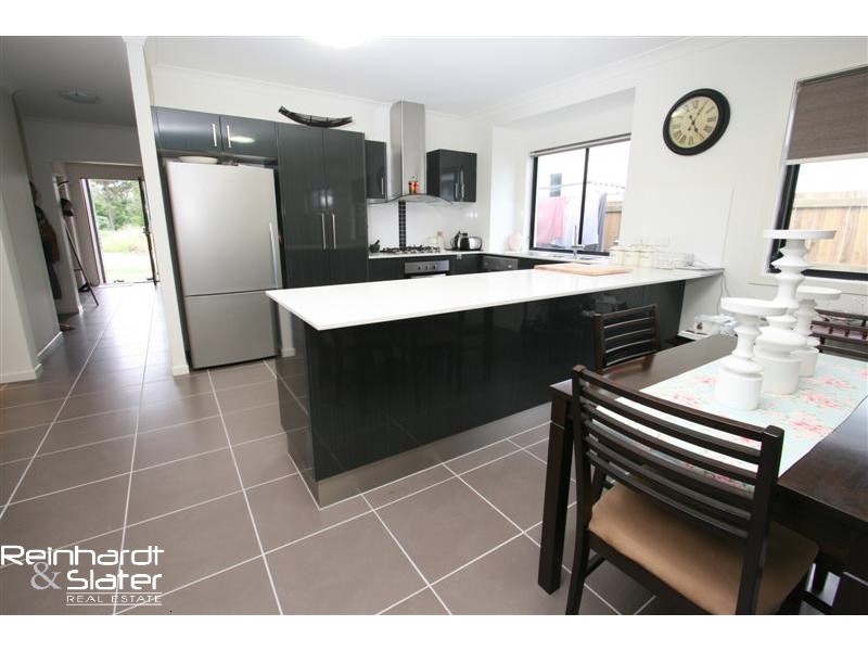 10 Matthew Street, Carseldine QLD 4034