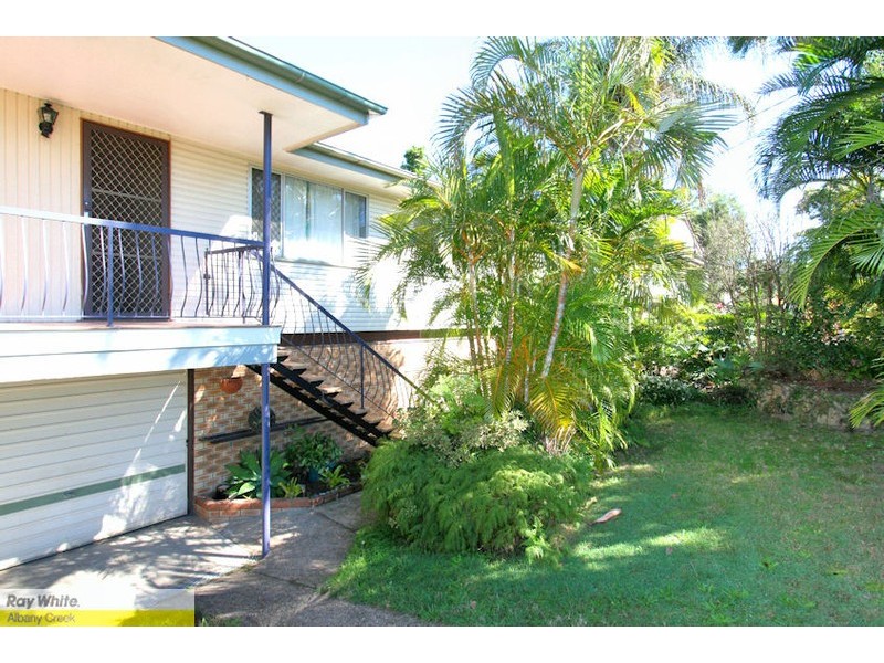 217 Bunya Rd, Arana Hills QLD 4054