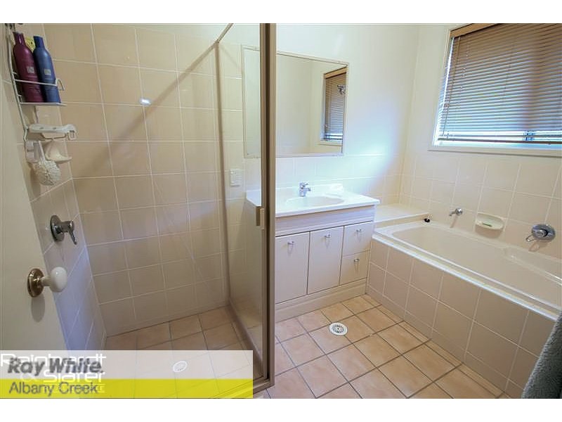 7 Bettina Ct, Eatons Hill QLD 4037