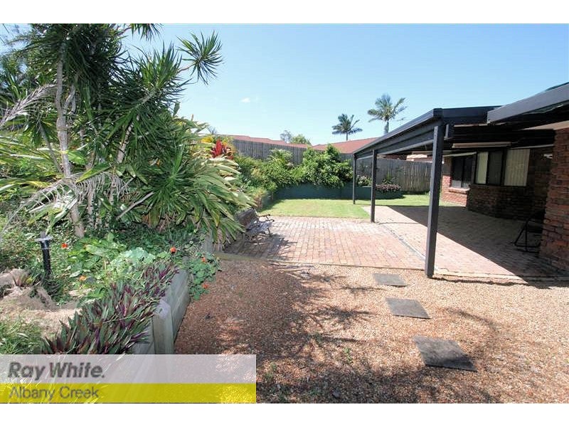 14 Edwards Dr, Albany Creek QLD 4035