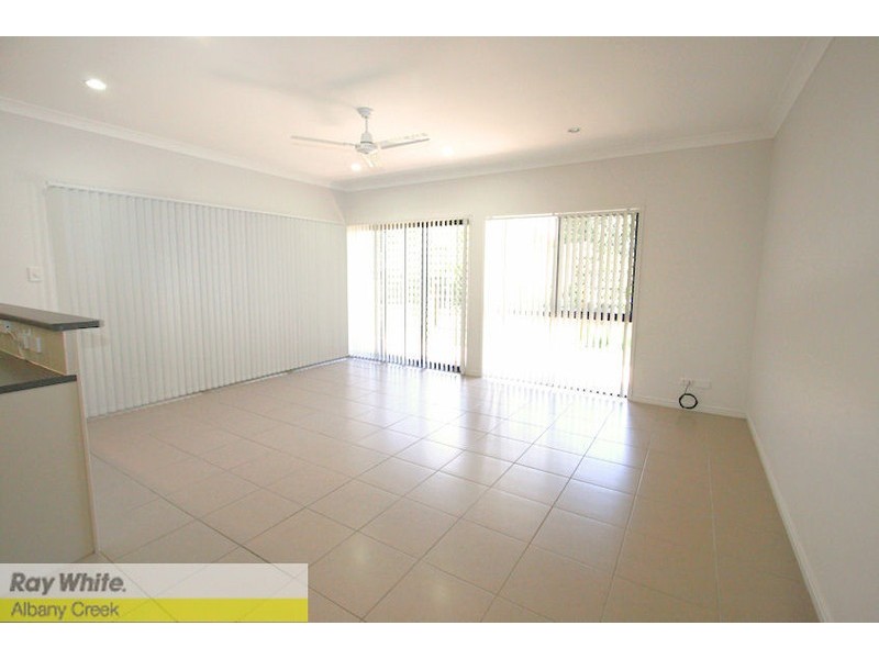 17/8-10 James Cash Court, Albany Creek QLD 4035