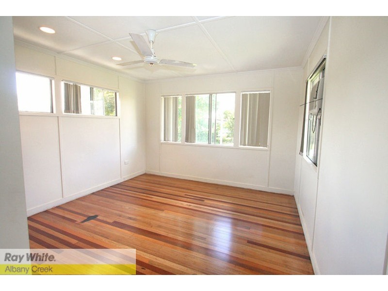 6  Rose Street, Lawnton QLD 4501