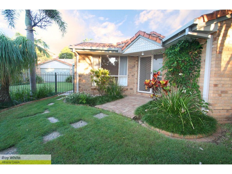 13 Gum Leaf Court, Albany Creek QLD 4035