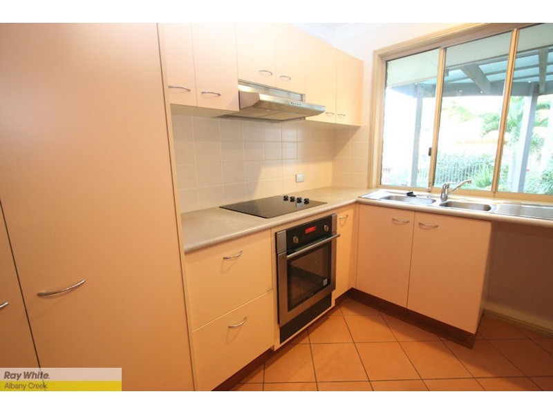 13 Gum Leaf Court, Albany Creek QLD 4035