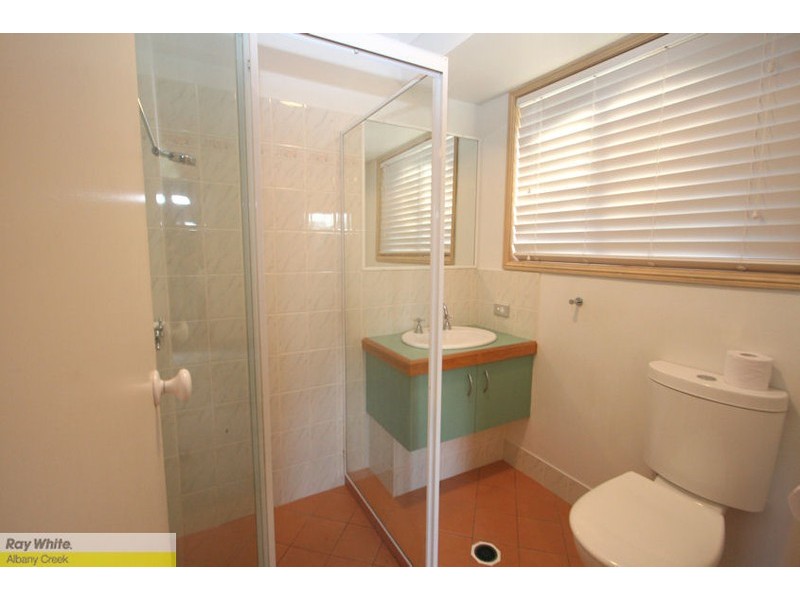 13 Gum Leaf Court, Albany Creek QLD 4035