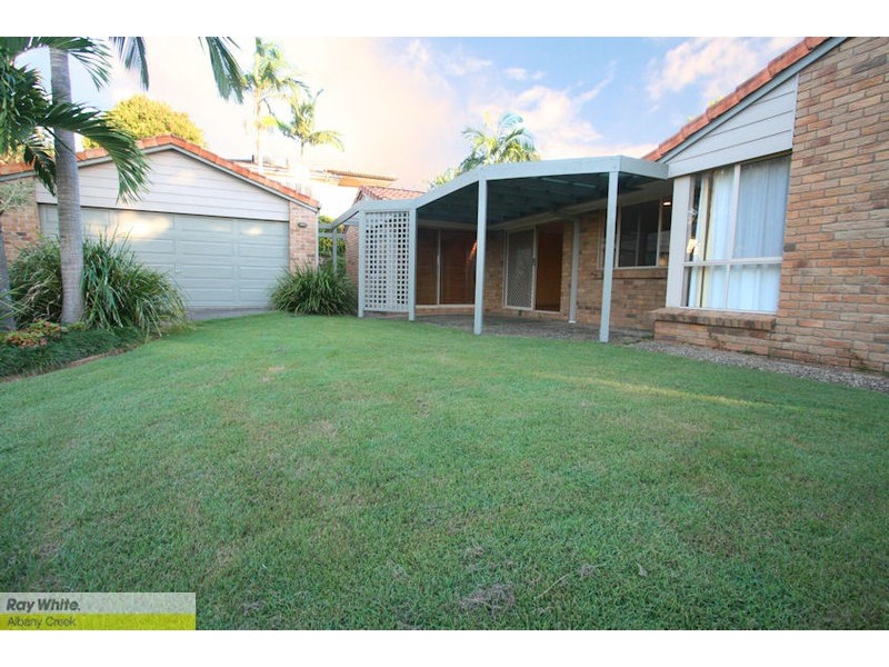 13 Gum Leaf Court, Albany Creek QLD 4035