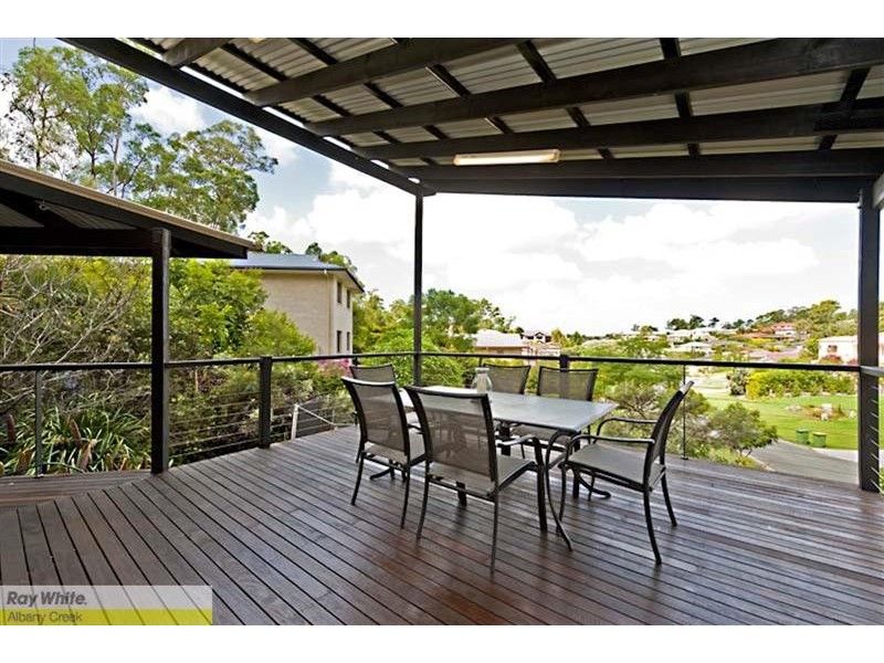 8 Foambark Court, Eatons Hill QLD 4037