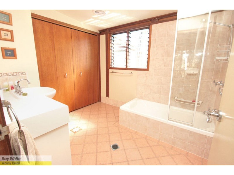 35 Harrier Place, Warner QLD 4500