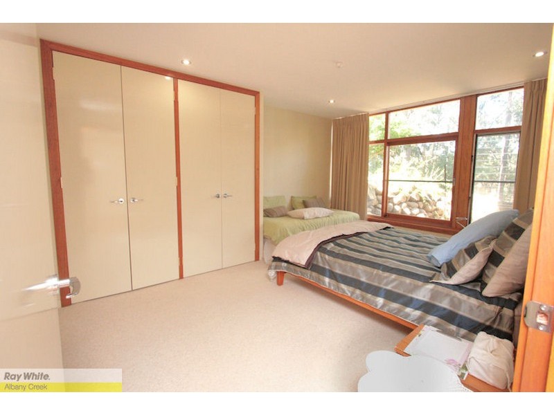 35 Harrier Place, Warner QLD 4500