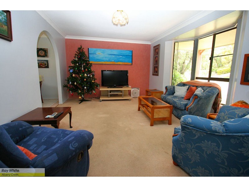 3 Chickowee Street, Albany Creek QLD 4035