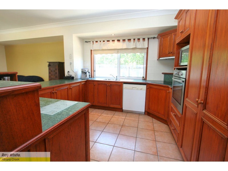 16 Turpentine Court, Albany Creek QLD 4035