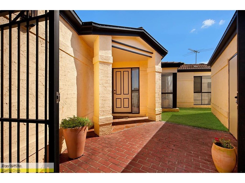 32 Mindi Court, Cashmere QLD 4500