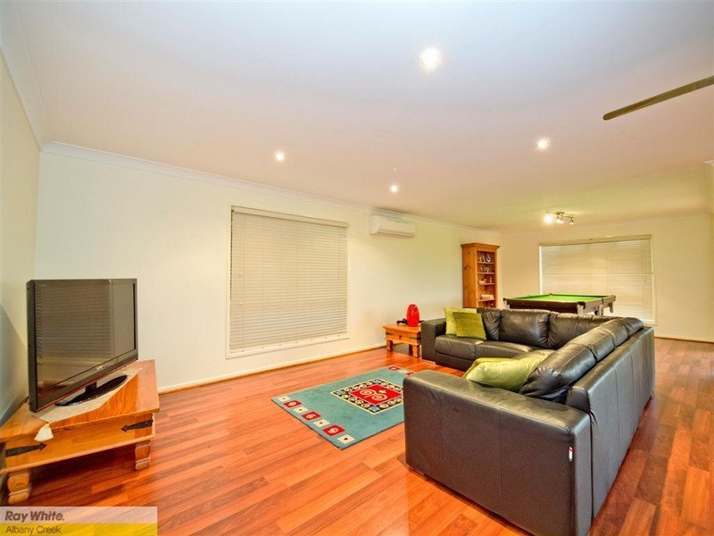 18 Toressian Place, Cashmere QLD 4500