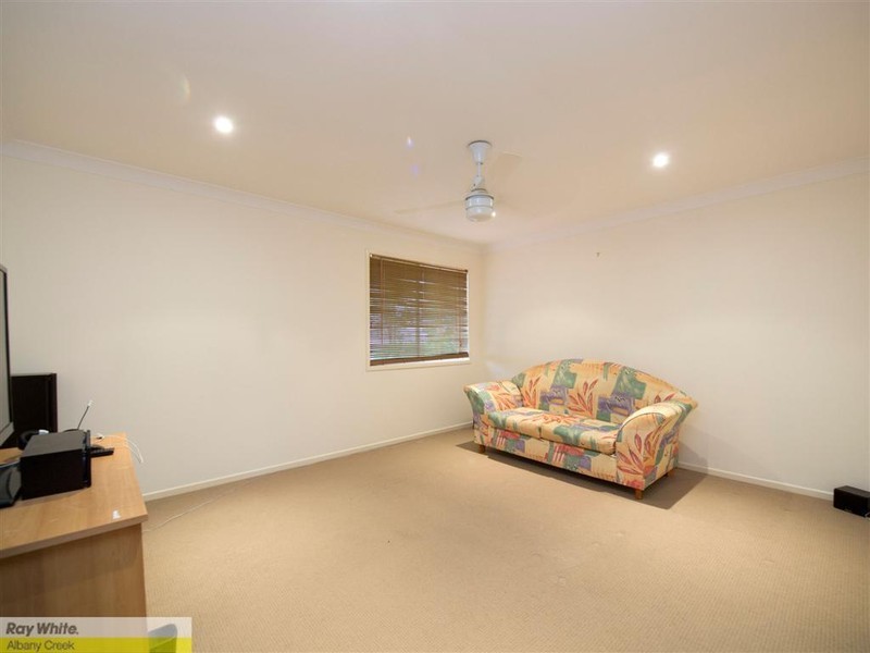 18 Toressian Place, Cashmere QLD 4500