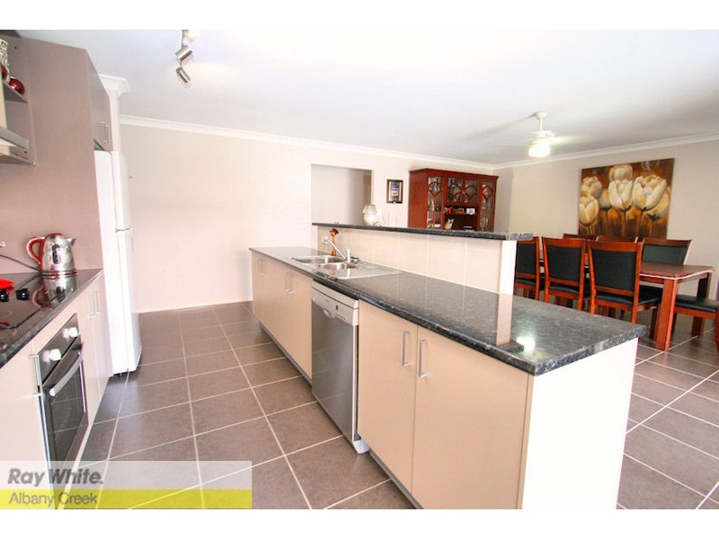 111 Kurrajong Dr, Warner QLD 4500