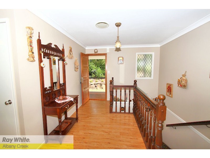 7 Mathew Cl, Albany Creek QLD 4035