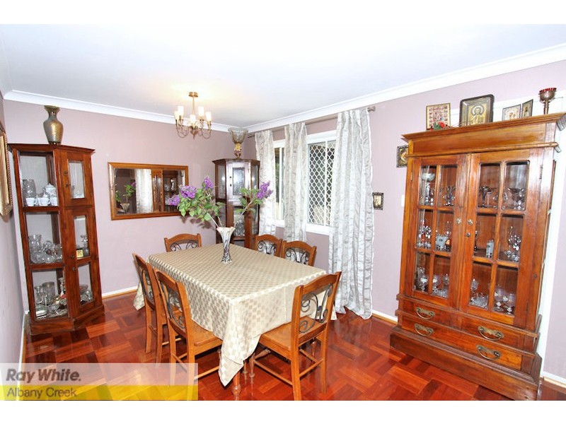 7 Mathew Cl, Albany Creek QLD 4035