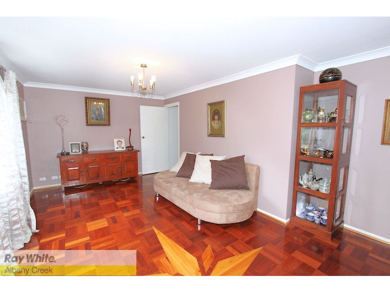 7 Mathew Cl, Albany Creek QLD 4035