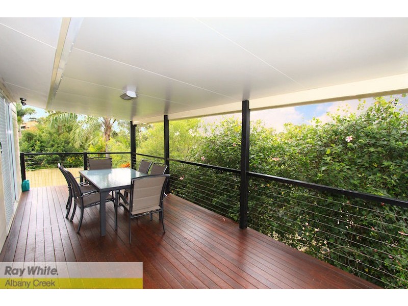 7 Mathew Cl, Albany Creek QLD 4035