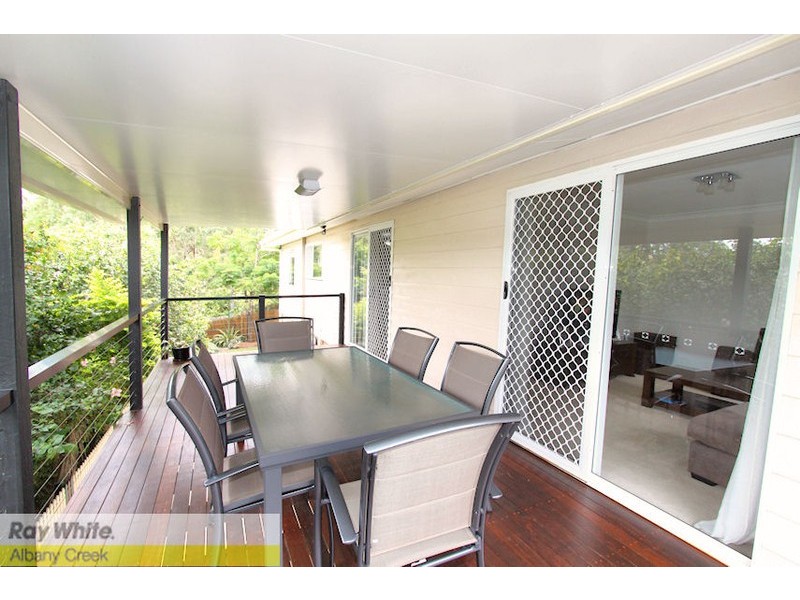 7 Mathew Cl, Albany Creek QLD 4035