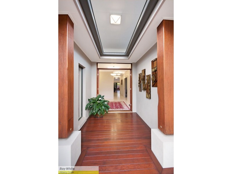 8 Twin Lakes Dr, Murrumba Downs QLD 4503