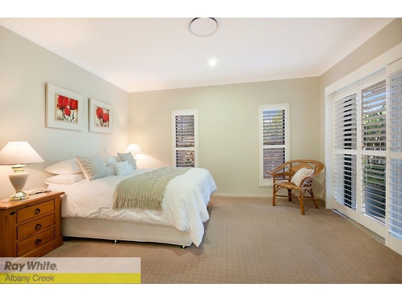 8 Twin Lakes Dr, Murrumba Downs QLD 4503