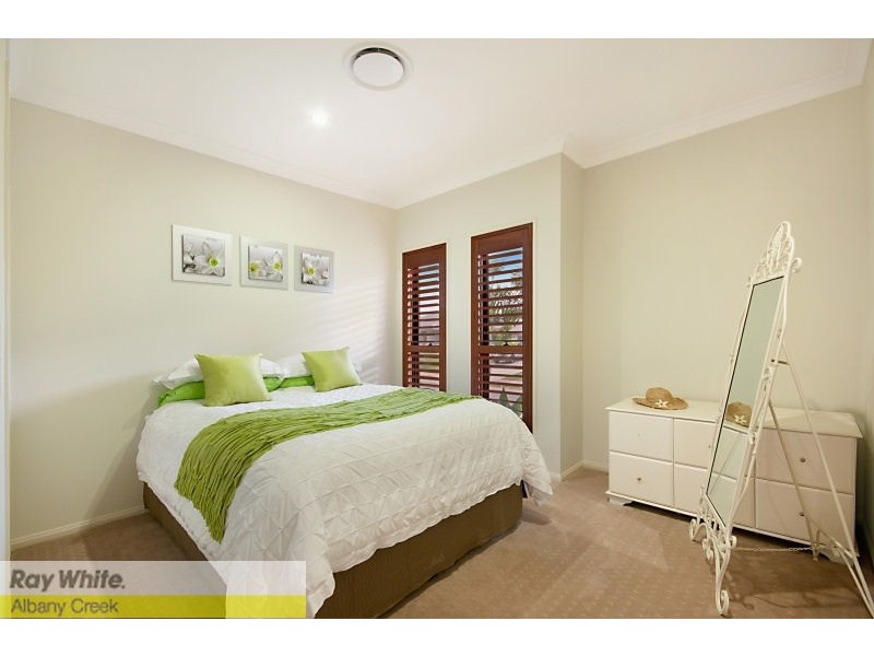 8 Twin Lakes Dr, Murrumba Downs QLD 4503