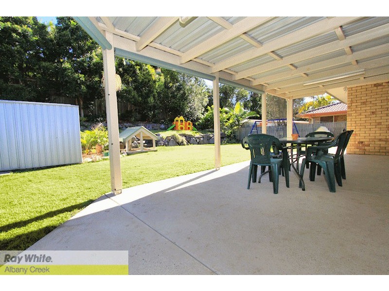 4 Elwood Ct, Eatons Hill QLD 4037