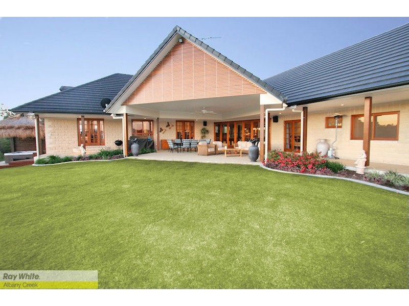 691 Clear Mountain Rd, Clear Mountain QLD 4500