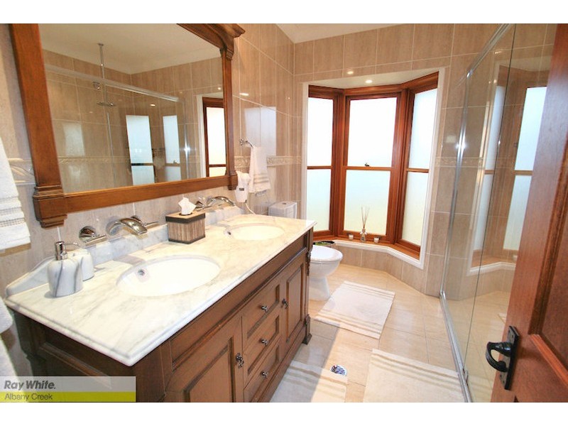 691 Clear Mountain Rd, Clear Mountain QLD 4500