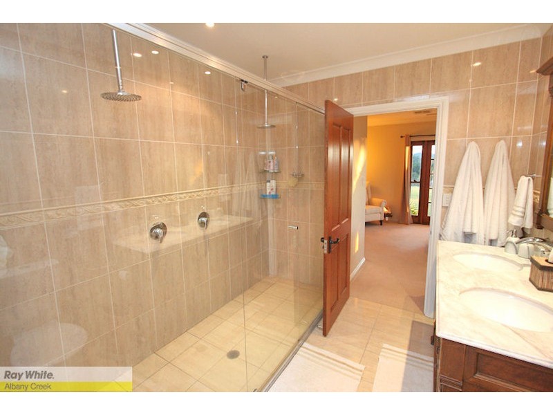 691 Clear Mountain Rd, Clear Mountain QLD 4500