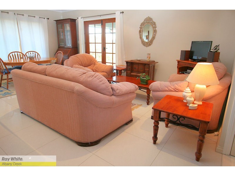 691 Clear Mountain Rd, Clear Mountain QLD 4500